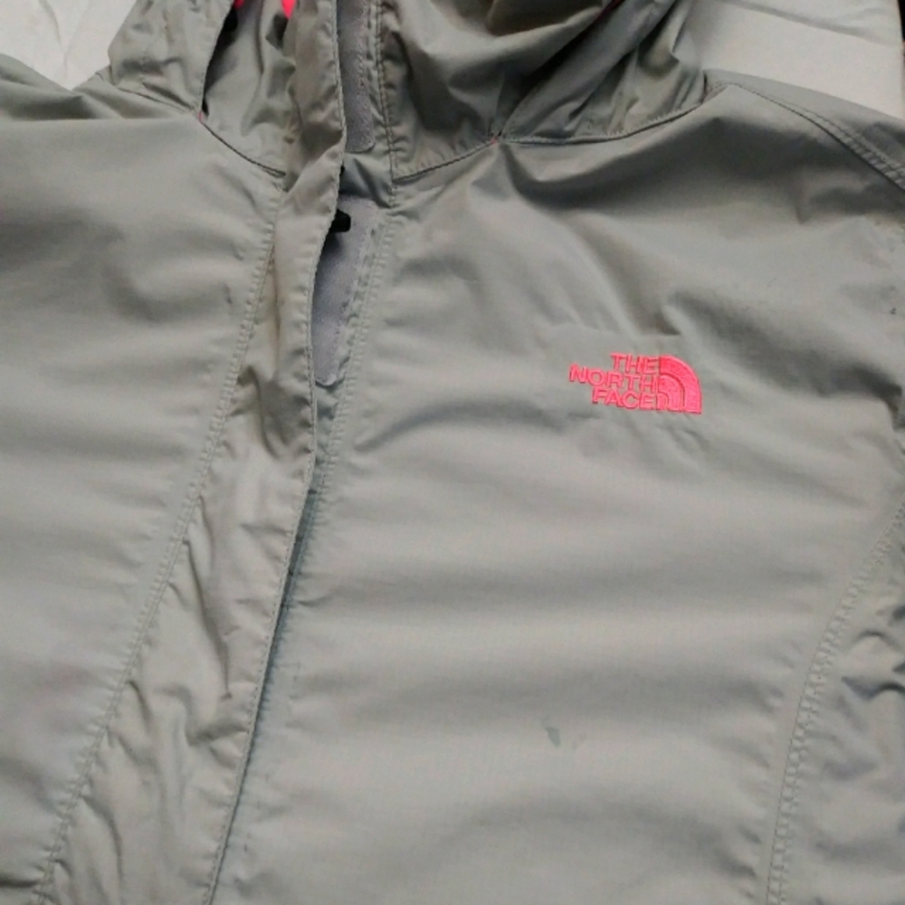 Preloved NorthFace windbreaker